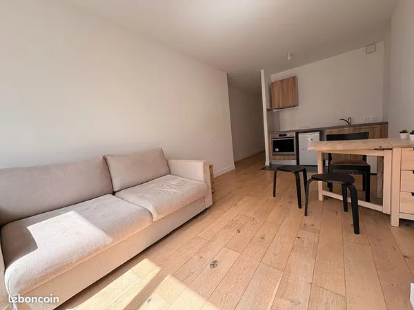 Studio 1 pièce 26 m²