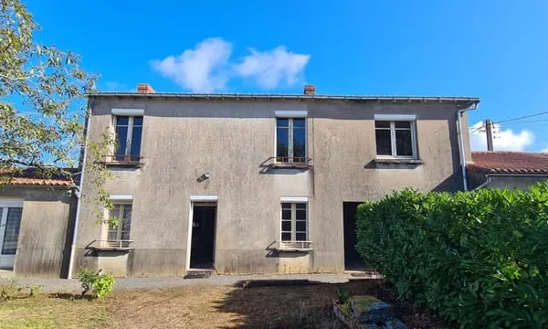 Maison Mouzillon 7 pièces, 4 chambres, garage, dépendances, 132 m2