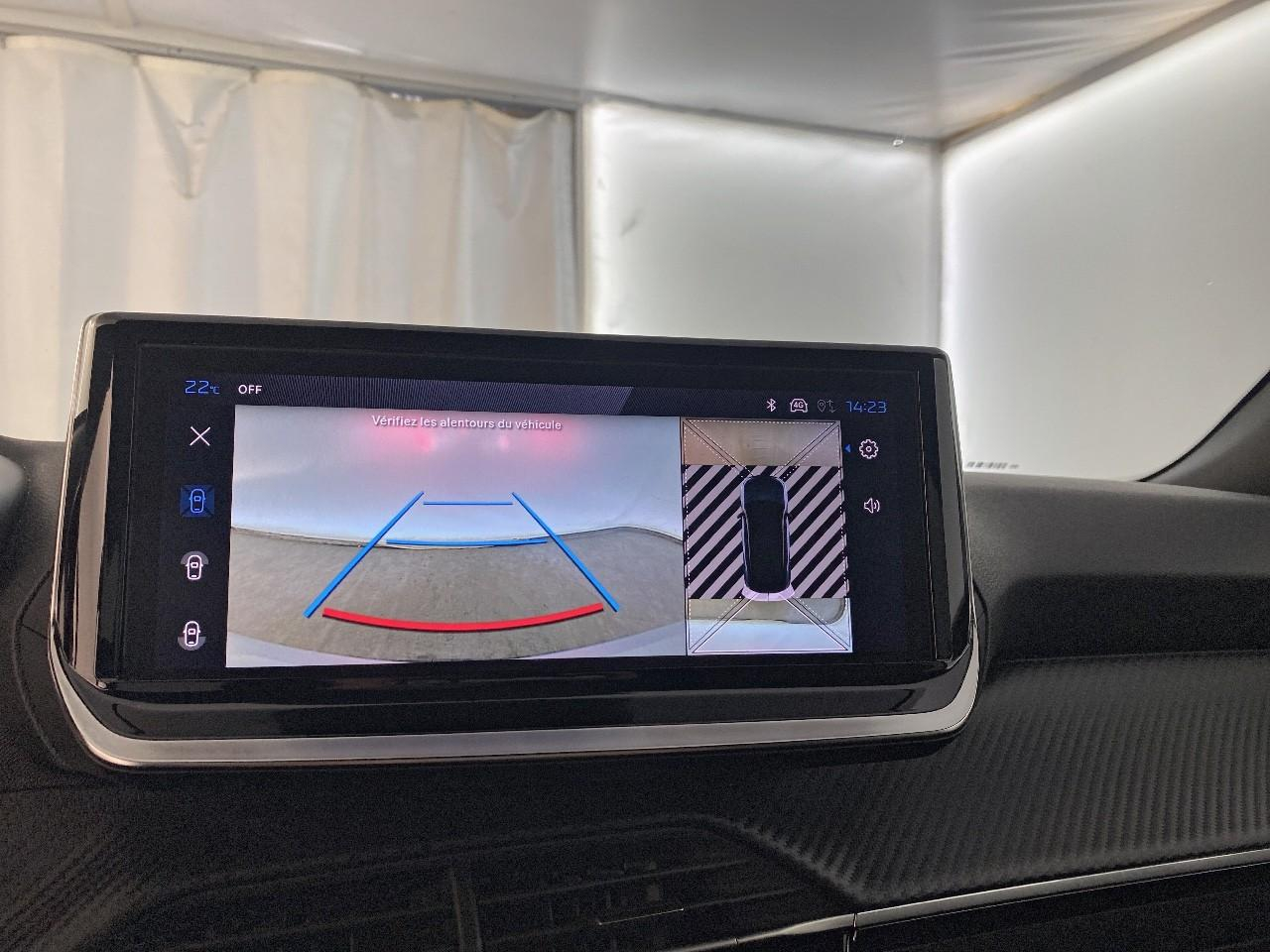 Peugeot 2008 hybrid 145 ch e-dcs6 allure — photo 17