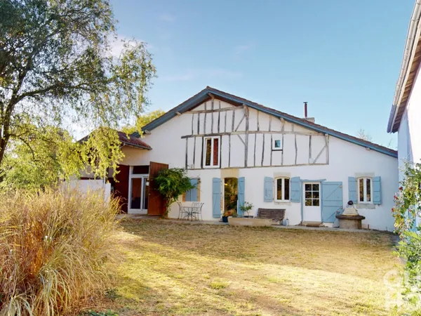 Ferme landaise du XVIIe rénovée 287 m²