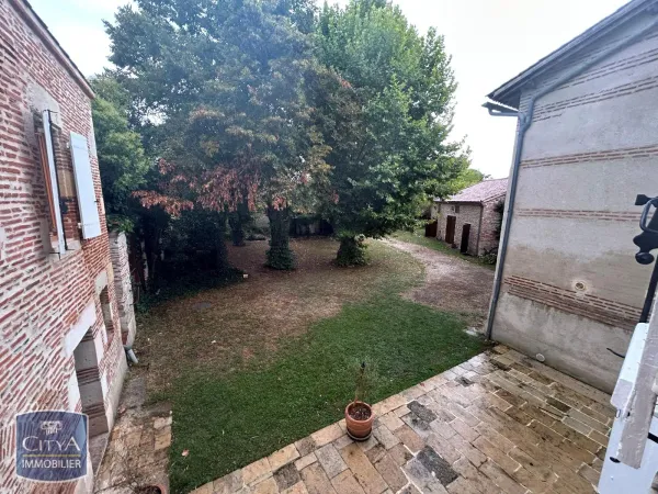 Maison 7 pièces 402 m²