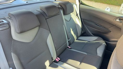 Peugeot 308 1.6 VTI 120 - Active – 2012 – 84794 km – Essence – Boîte Manuelle — photo 31