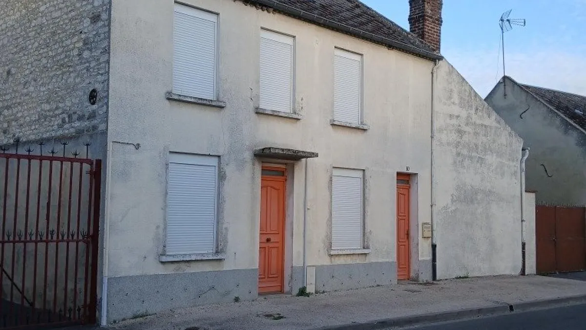 Photo 1