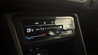 Volkswagen Tiguan 1.5 TSI 150ch Life Business — photo 26