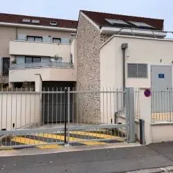 Parking 13 m²