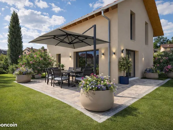 Maison 5 pièces 100m2 plus garage de 26m2 Bonneville centre ville