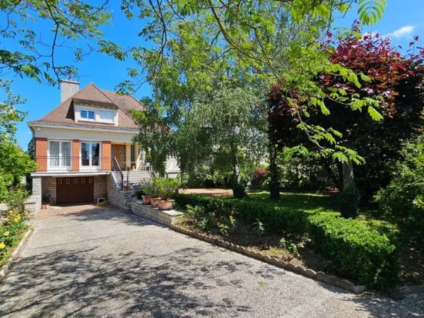Maison 7 pièces 153 m²