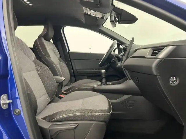 Renault Captur tce 90 — photo 32