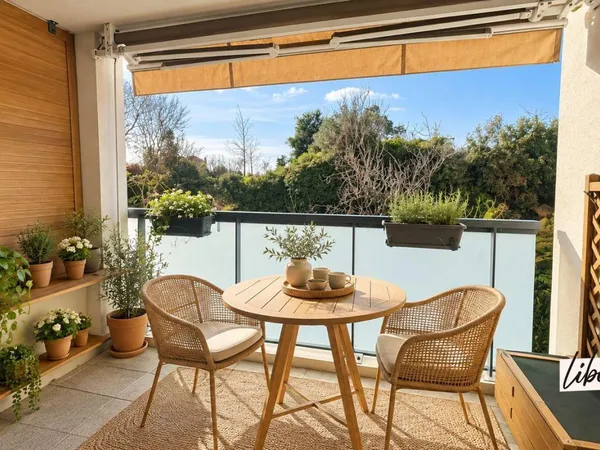 MARSEILLE 12e - T3 54 m² - TERRASSE - BOX - CLIMATISATION