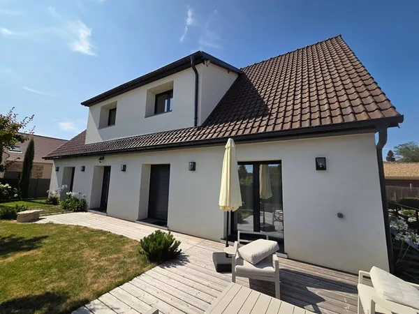 Maison 8 pièces 168 m²