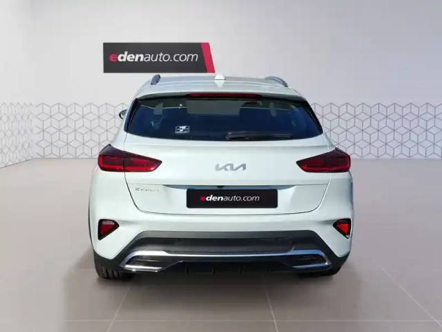 Kia Xceed 1.5 t-gdi 140 ch bvm6 — photo 4