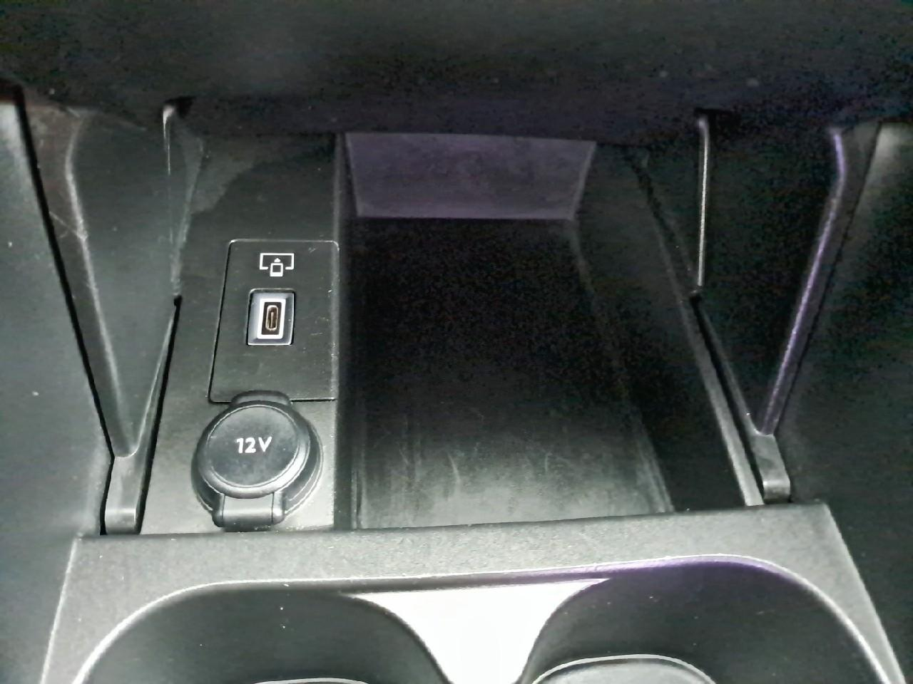Ds Ds 4 puretech 130 eat8 performance line+ — photo 26
