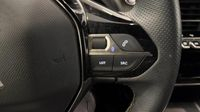Peugeot 208 1.2 PureTech 100ch S&S GT — photo 25
