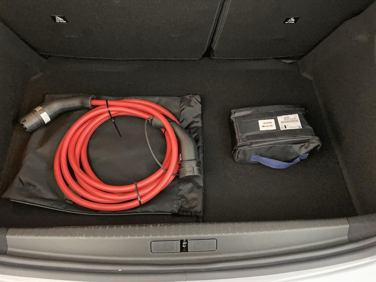 Peugeot 208 electrique 156 ch 54 kwh allure — photo 16