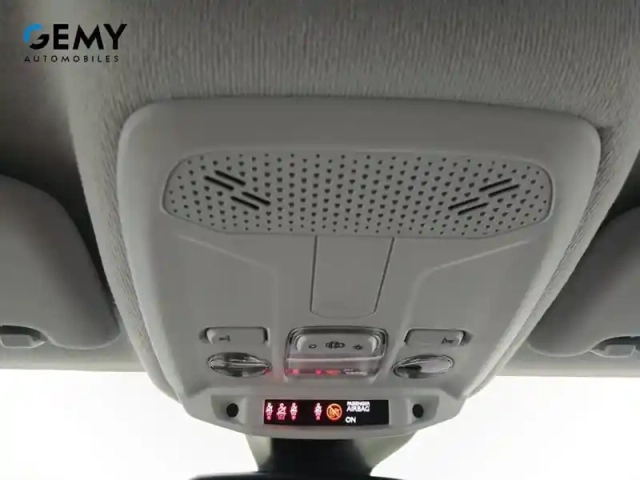 Peugeot 208 puretech 100 s&amp;s bvm6 — photo 33