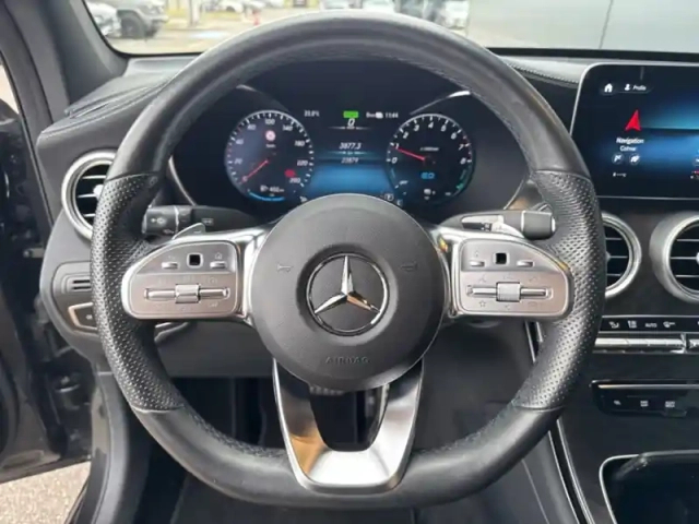 Mercedes Glc 300e 4matic coupé amg line — photo 18