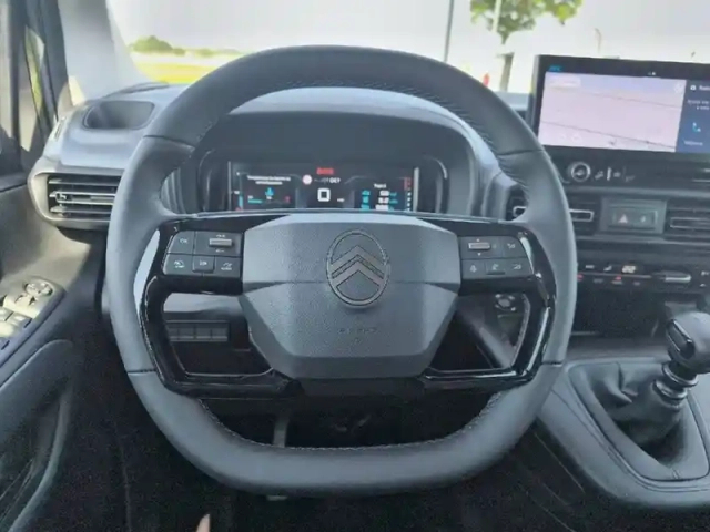 Citroën Berlingo diesel 100 ch m manuelle — photo 9