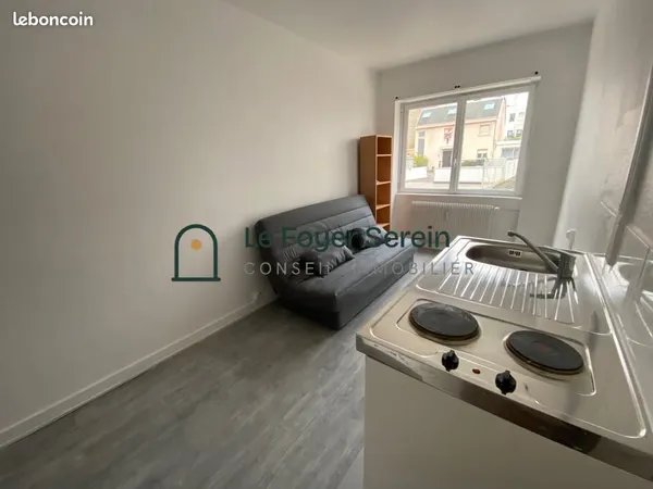 Studio 1 pièce 14 m²