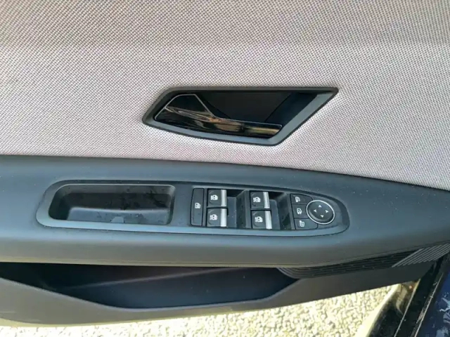 Nissan Micra electrique 52kwh 150ch — photo 82