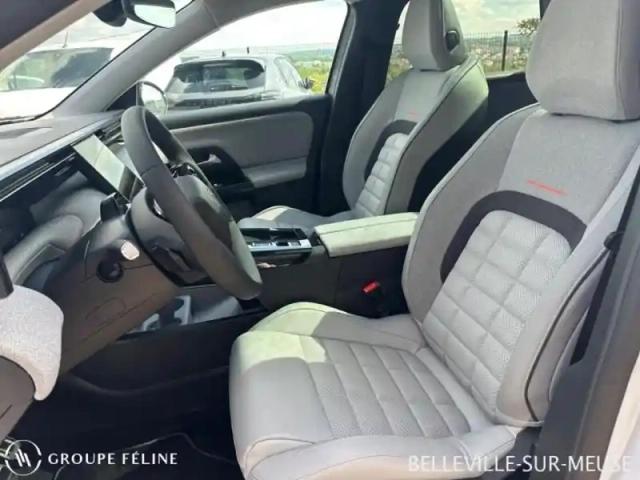 Citroën C5 Aircross 1.6 hybride rechargeable 225ch max boite automatique — photo 9