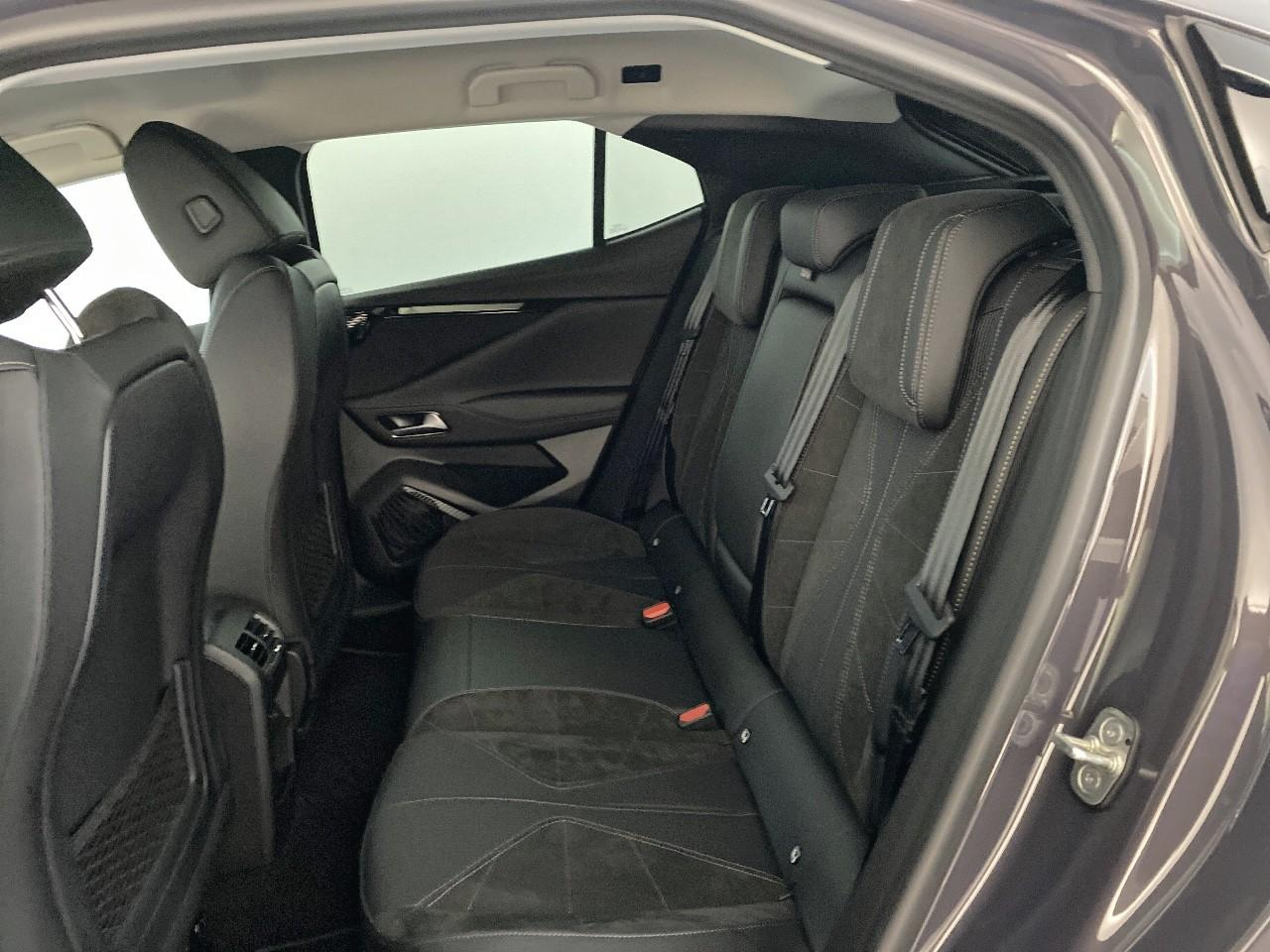 Ds Ds 4 bluehdi 130 eat8 etoile - alcantara — photo 10