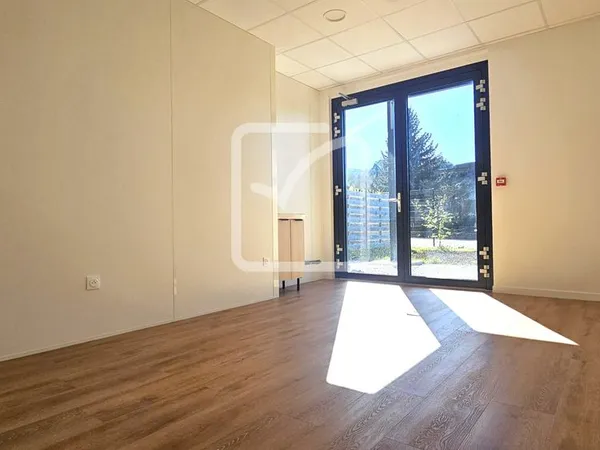 Bureaux 16 m² Baisieux