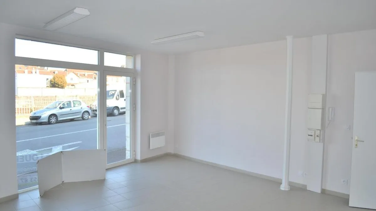 Photo 1