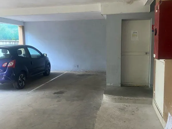 Place de parking Bécon