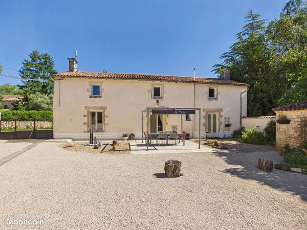 Maison 7 pièces 165 m²