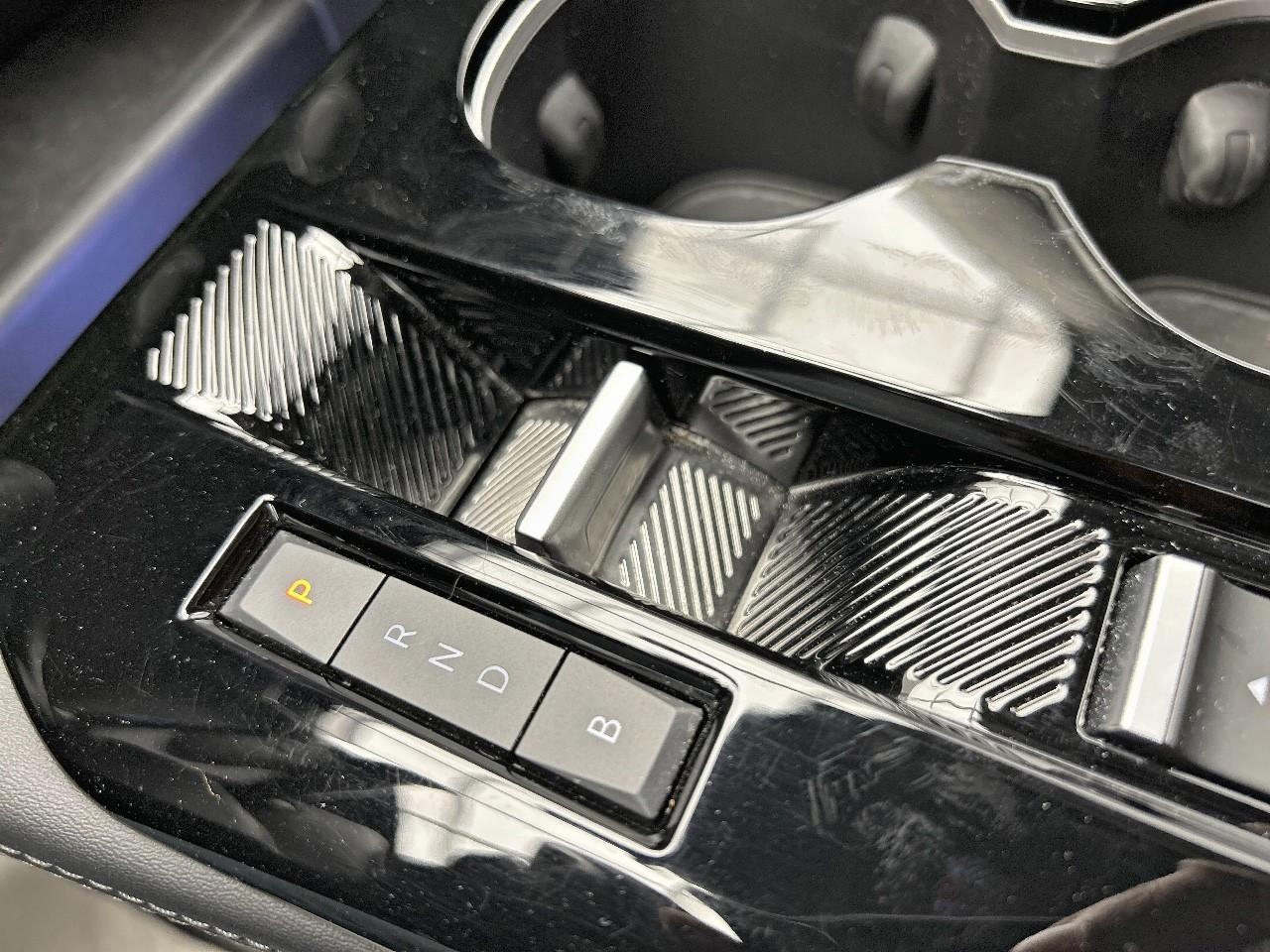 Citroën C5 X hybride rechargeable 225 s&s e-eat8 shine — photo 17