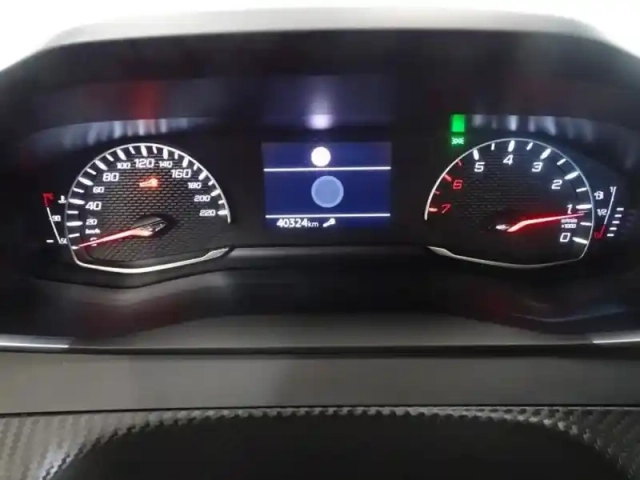 Peugeot 2008 1.2 puretech 100ch s&amp;s active business — photo 15