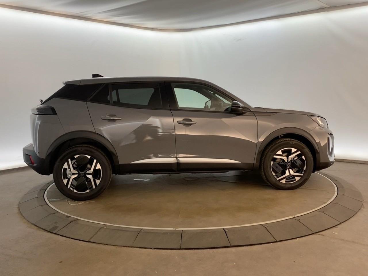 Peugeot 2008 hybrid 145 ch e-dcs6 allure — photo 4
