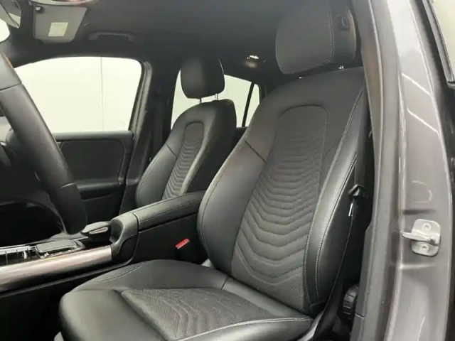Mercedes Gla 200 business line — photo 14