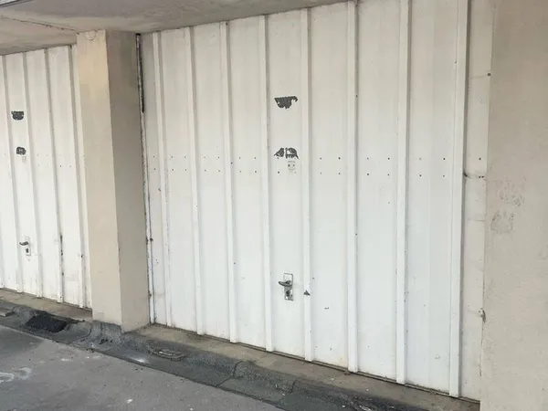 Parking 15 m²