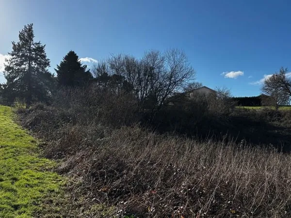 Terrain 2069 m²
