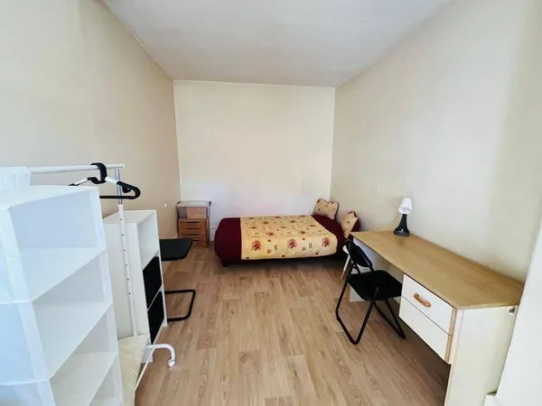 Studio 1 pièce 17 m²