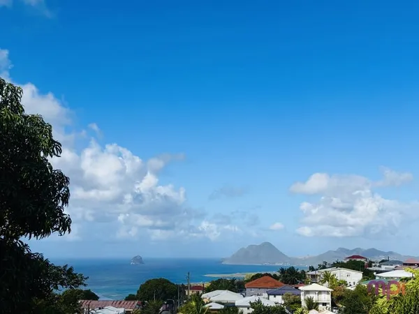 ENSEMBLE IMMOBILIER A RENOVER