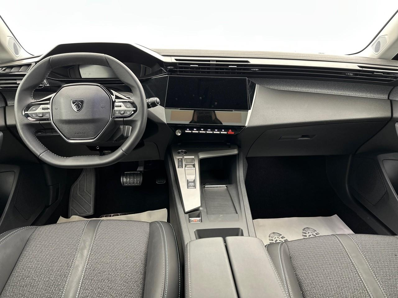 Peugeot 308 hybrid 145 e-dcs6 allure — photo 9