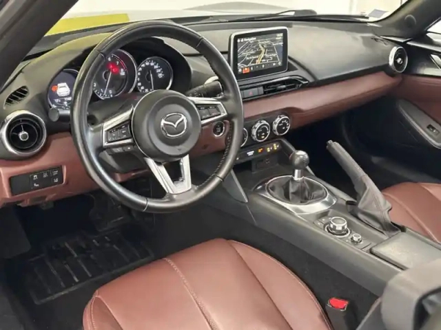 Mazda Mx-5 sports-line rf cuir gps clim g — photo 11