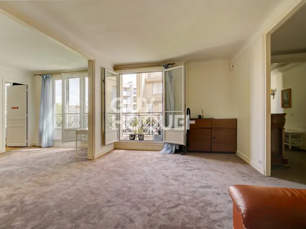 APPARTEMENT À LOUER DE 4 PIÈCES DE 85,29 M²