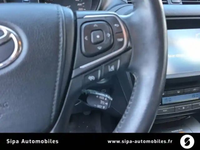 Toyota Avensis touring sports pro 112 d-4d — photo 24