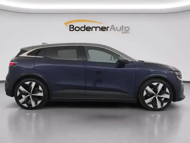 Renault Megane e-tech ev60 220 ch optimum charge — photo 31