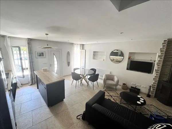 Maison - 57,36 m2 - 3 pièces - Meublé