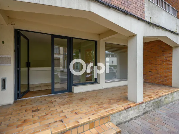 Local 44 m²