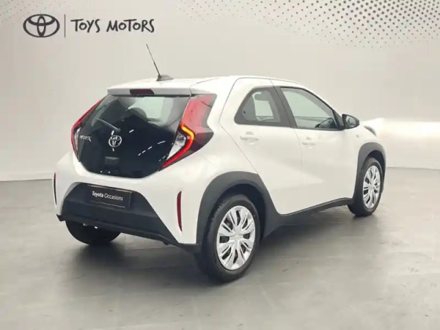 Toyota Aygo 1.0 vvt-i 72 dynamic — photo 5