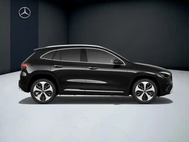 Mercedes Gla 200 d progressive line — photo 6
