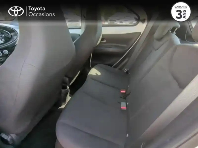 Toyota Aygo X 1.0 vvt-i 72ch dynamic my24 — photo 12
