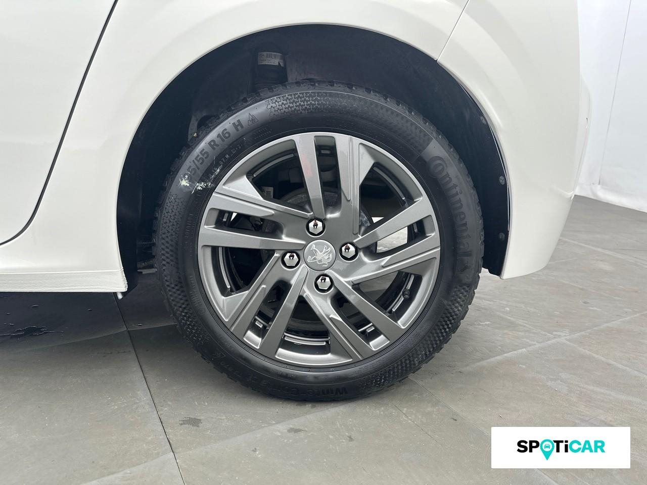 Peugeot 208 1.2 puretech 100ch s&s style 118g — photo 11