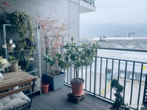 Vend appartement T2 48m² 5ème étage/8, Classe A GES B Sans vis-à-vis, avec balcon-terrasse, ascenseu