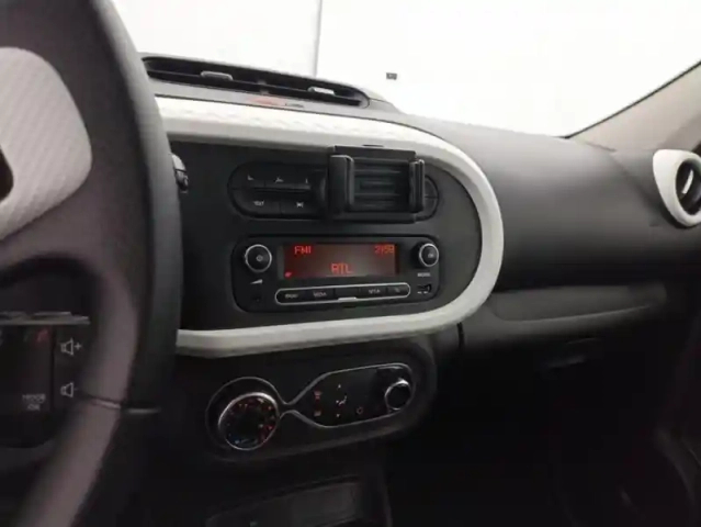Renault Twingo electric iii achat intégral life — photo 13